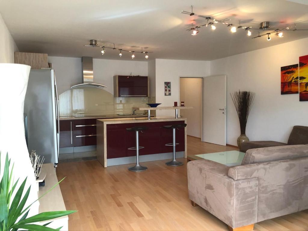Bright Apartment With A Free Parking Garage @ Wienerberg 外观 照片